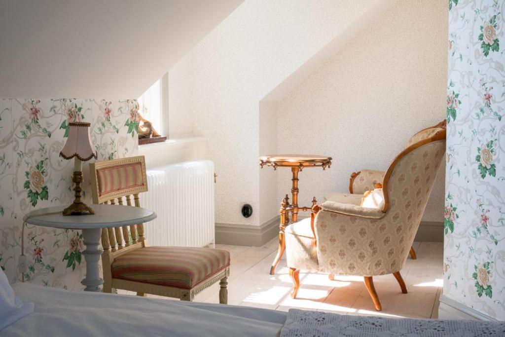 ホテル Warfsholm Klintehamn エクステリア 写真
