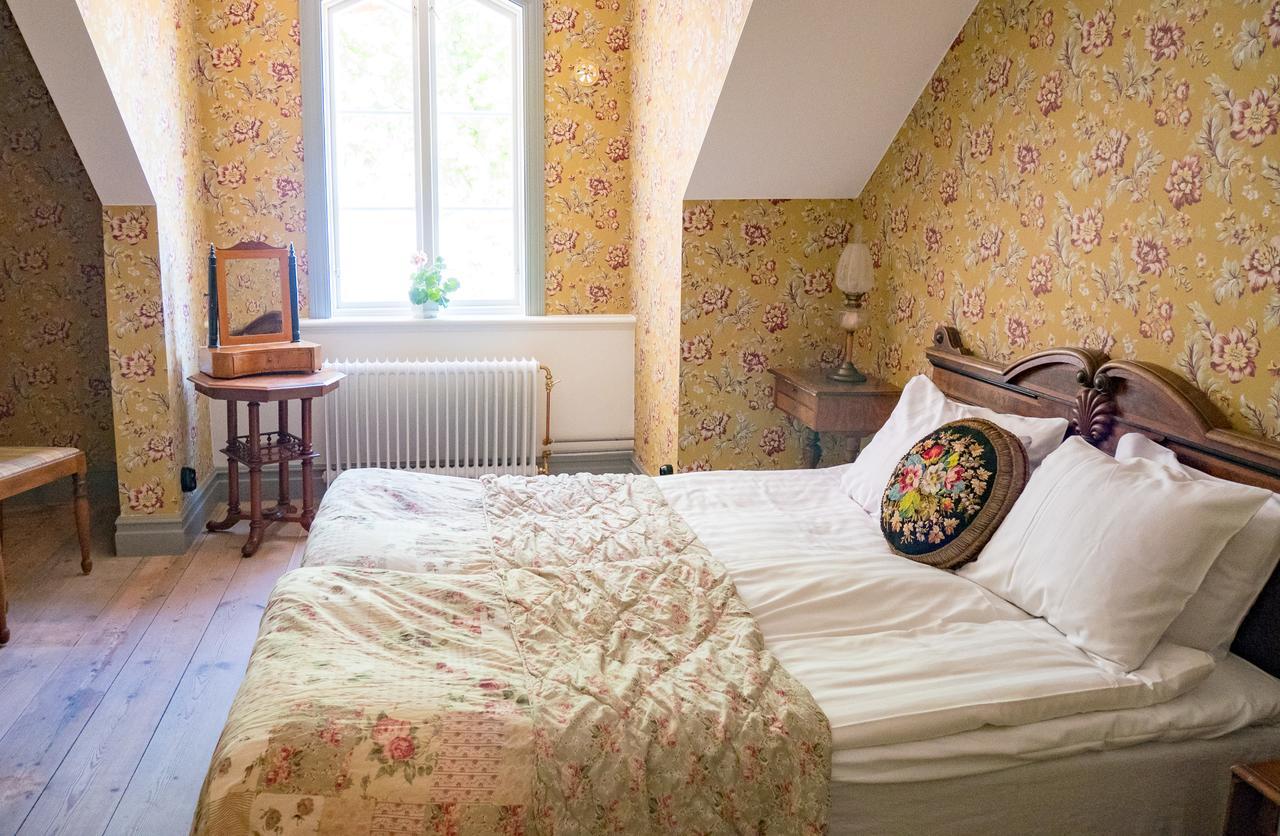 ホテル Warfsholm Klintehamn エクステリア 写真