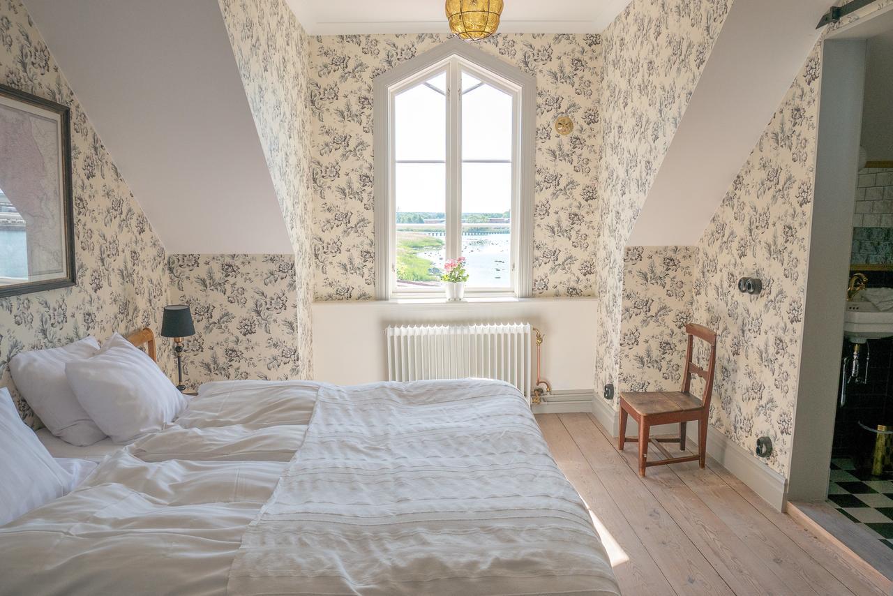 ホテル Warfsholm Klintehamn エクステリア 写真
