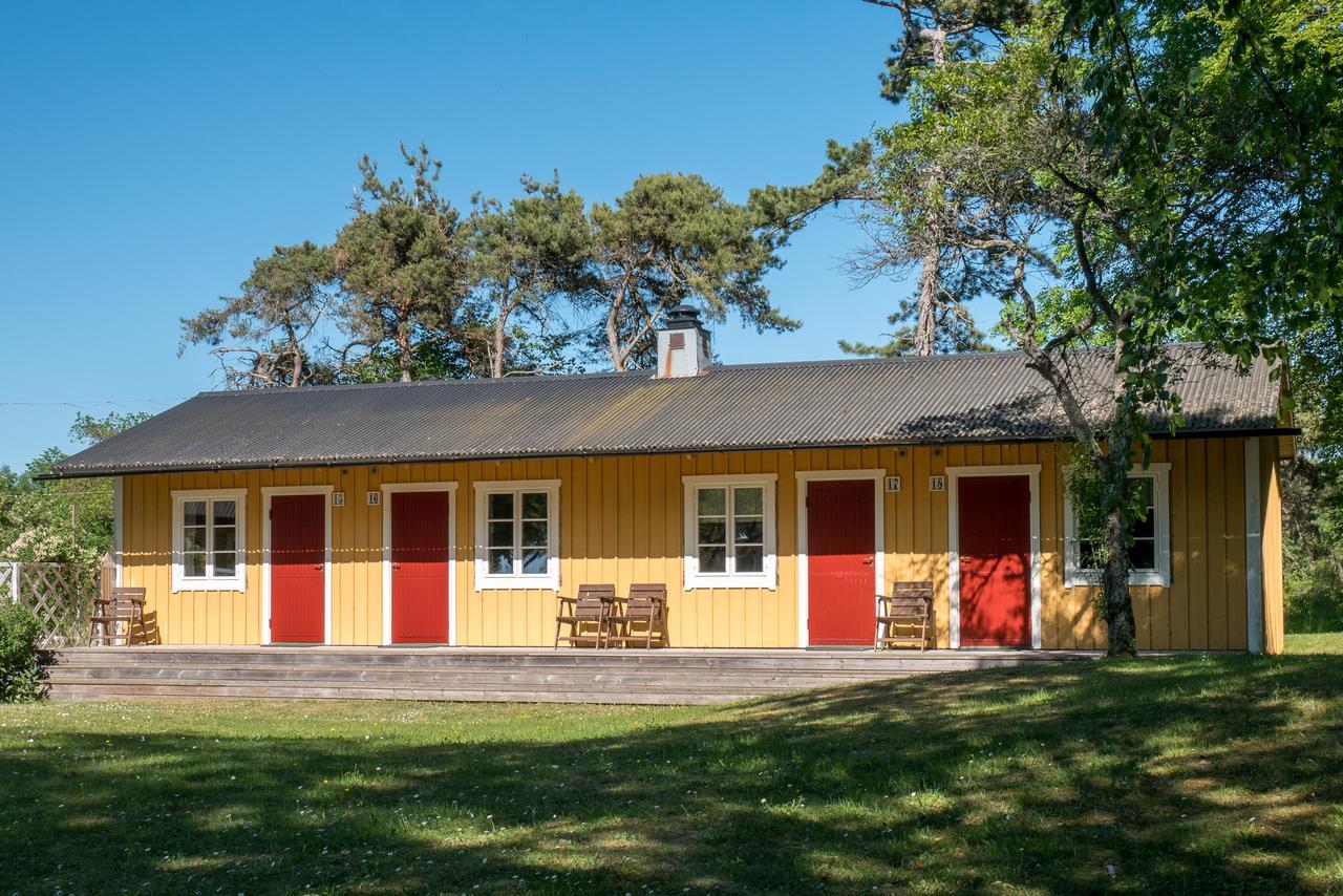 ホテル Warfsholm Klintehamn エクステリア 写真