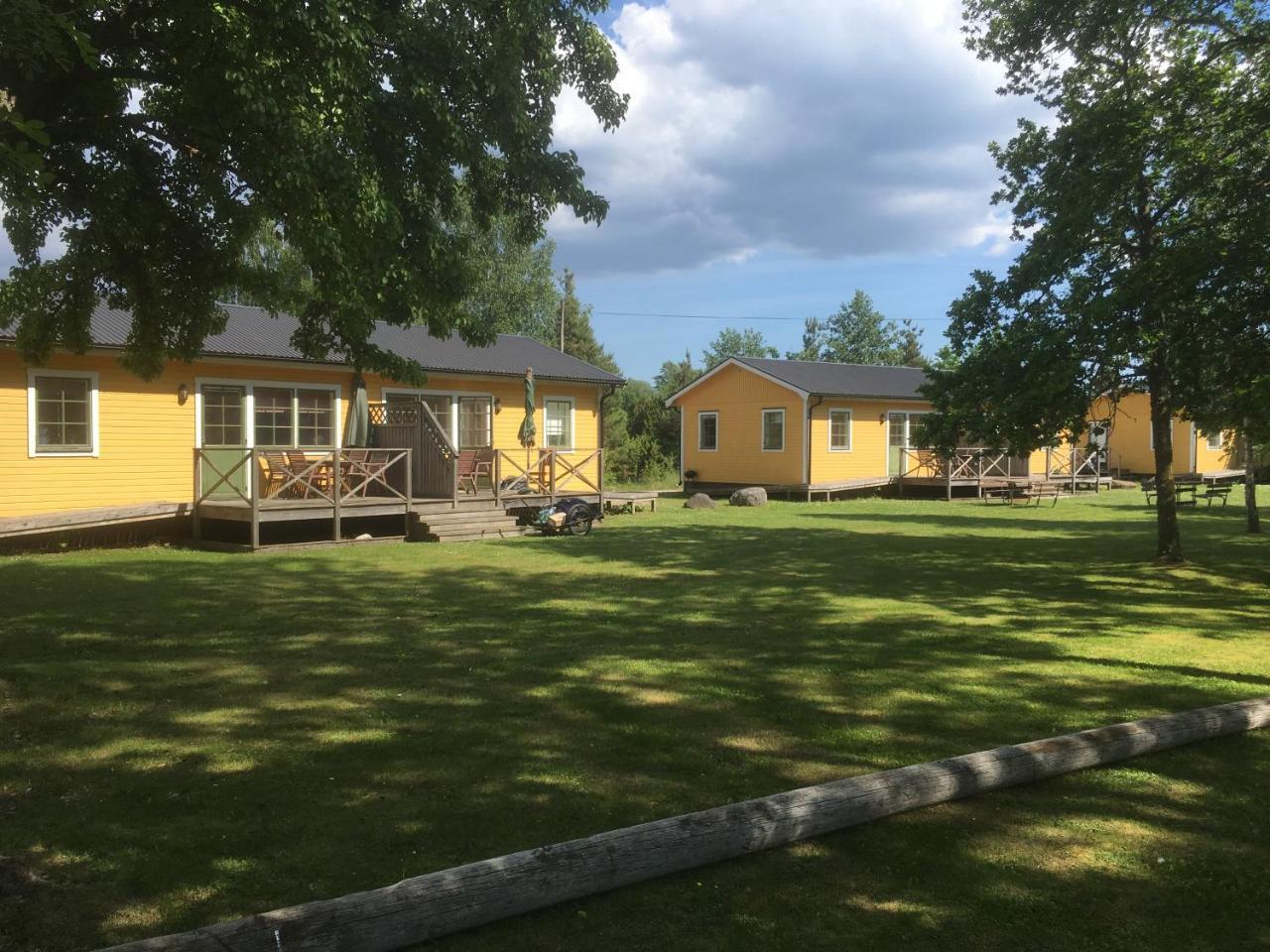 ホテル Warfsholm Klintehamn エクステリア 写真